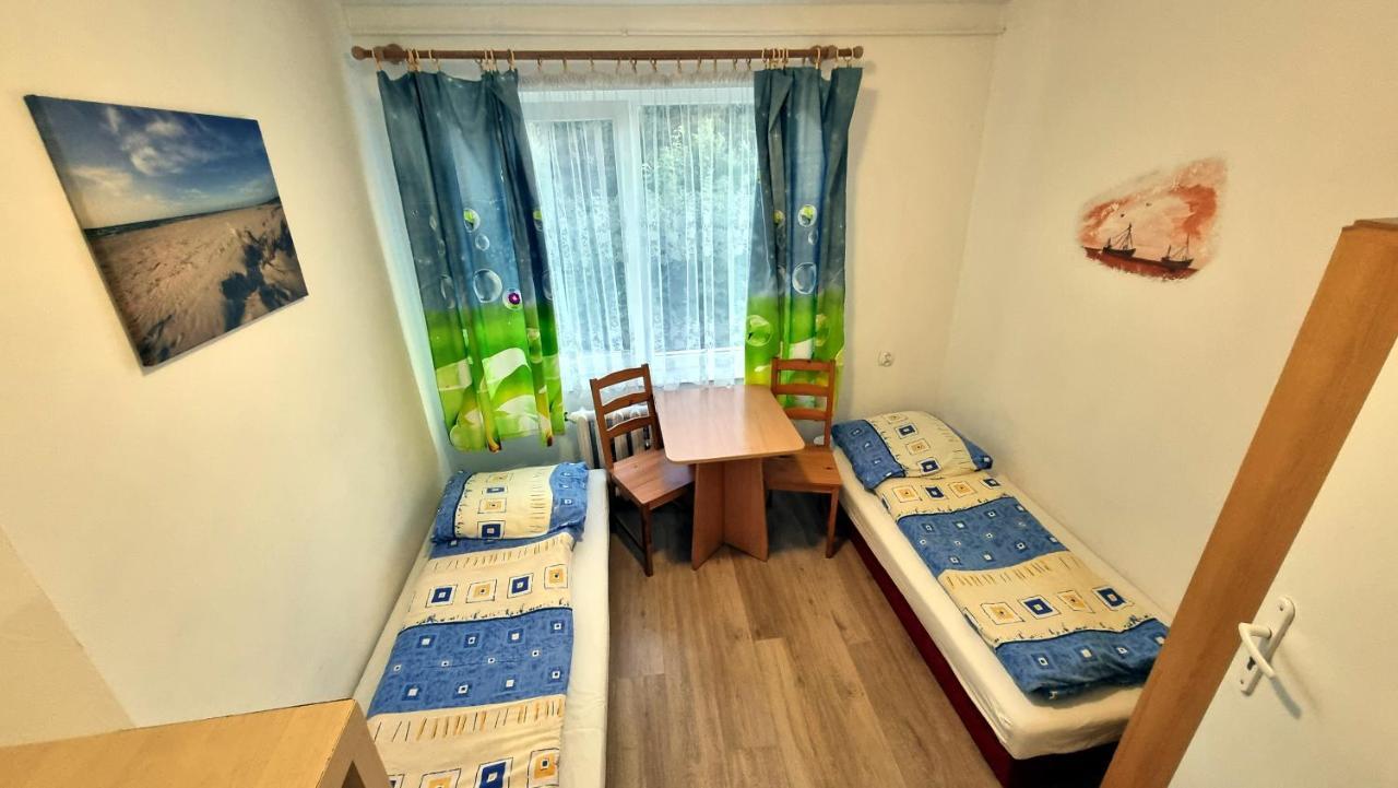 Bed and Breakfast Osrodek Beata / Fiord Смолдзиньски-Ляс Экстерьер фото